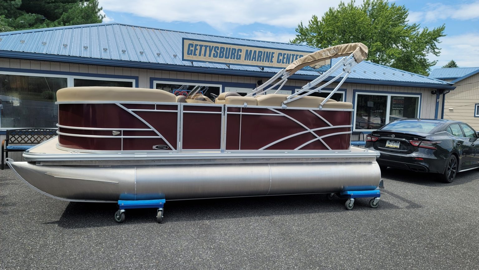 SOLD 2024 SYLVAN MIRAGE 818 CRS – Gettysburg Marine Center