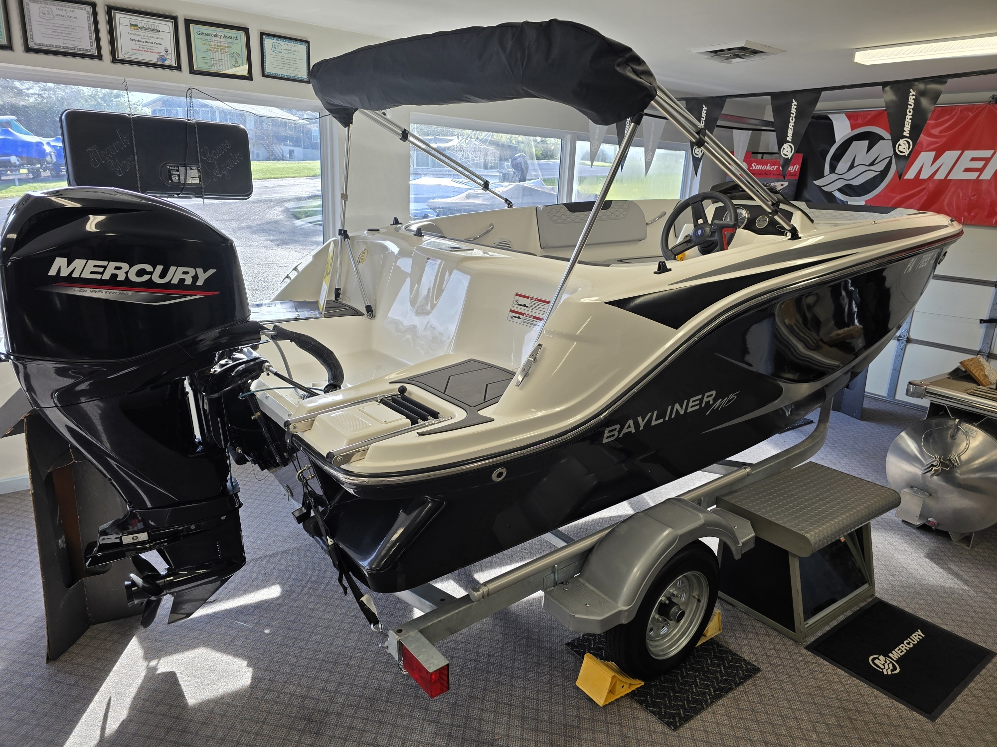 2024 BAYLINER M15